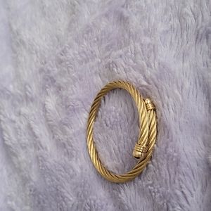 Bangle non-tarnish